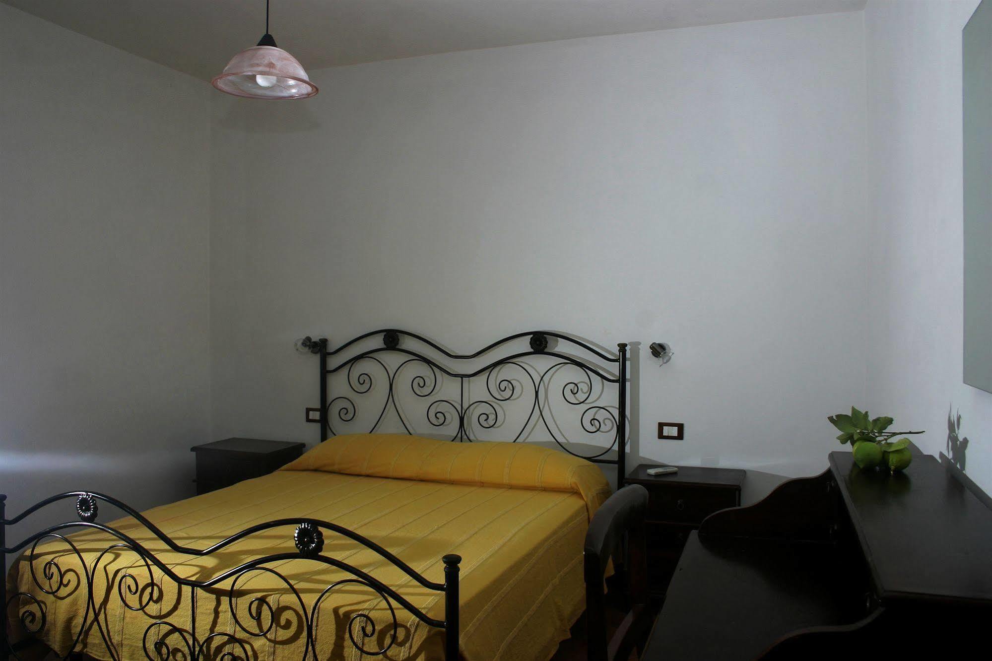 Villa Saraceno ลีปารี ภายนอก รูปภาพ